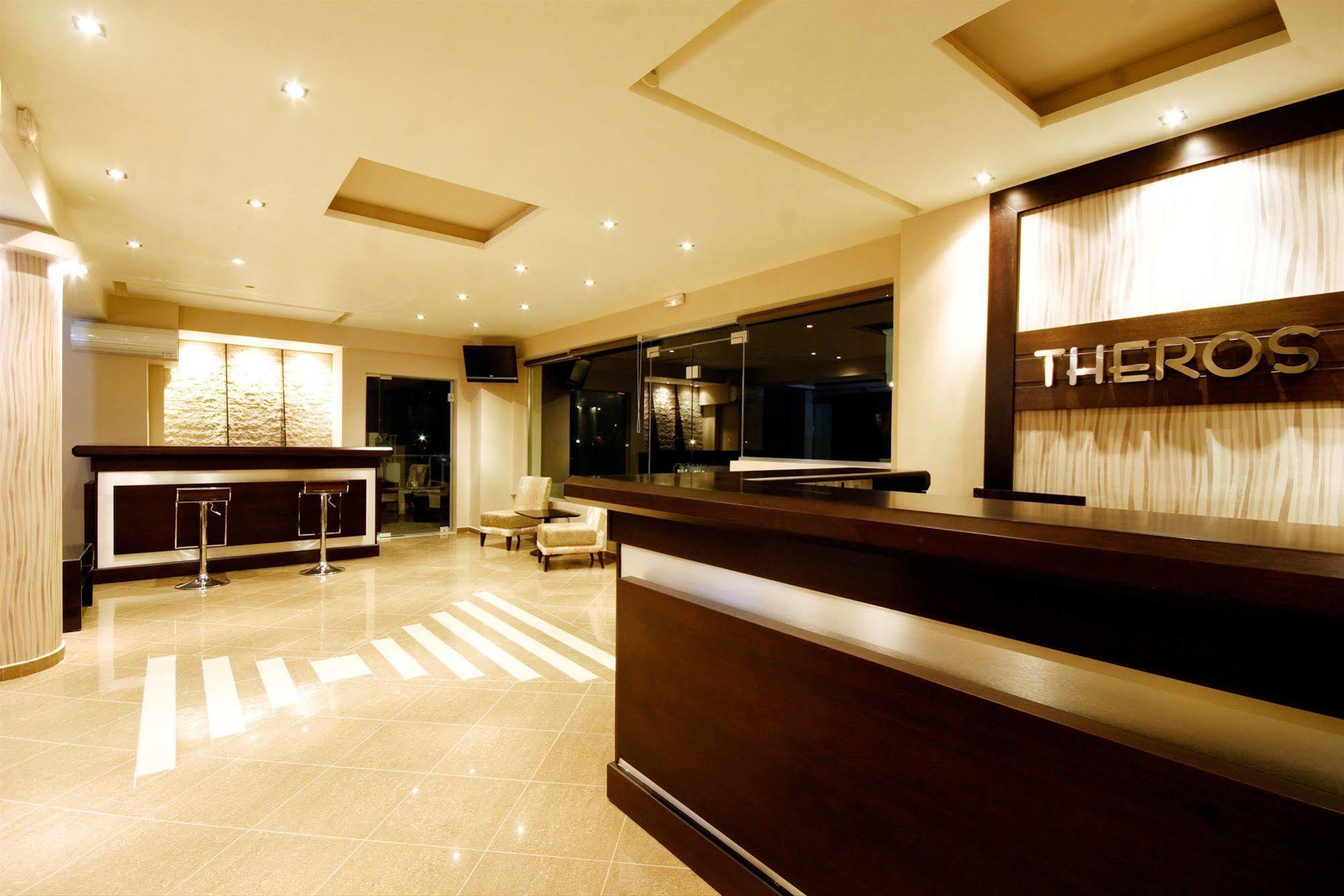 Tavronitis Theros Hotel מראה חיצוני תמונה